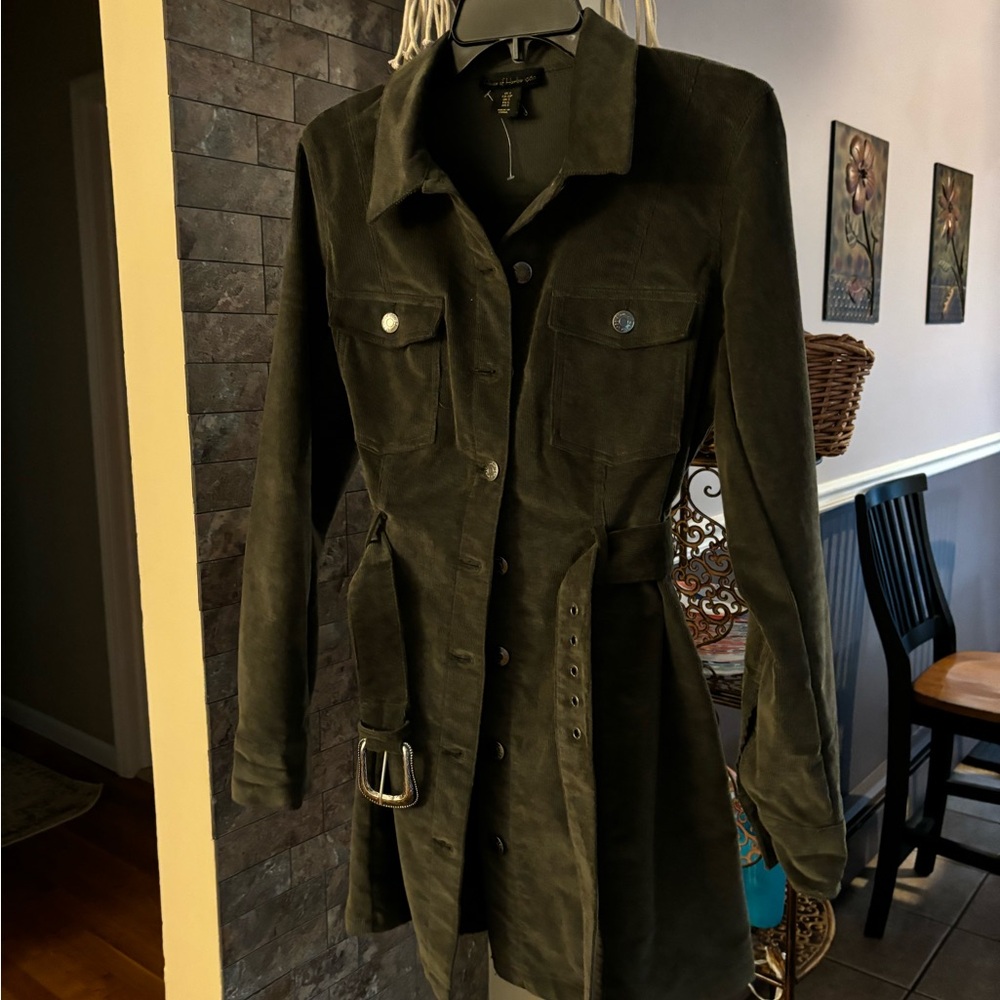 Ladies corduroy light jacket new with out tags !